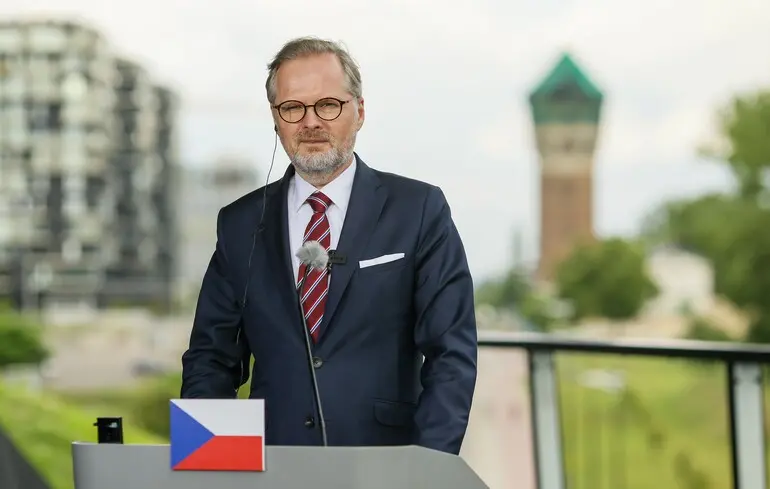 В СМИ Чехии появились дискредитирующие экспорт дронов в Украину материалы - Фиала назначил расследование