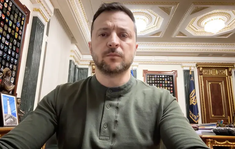 Зеленський зідзвонився з Макроном та Трюдо