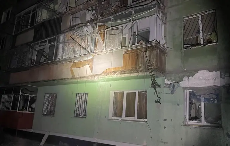 Росіяни на Дніпропетровщині поранили чоловіка. Пошкоджені будинки та підприємство