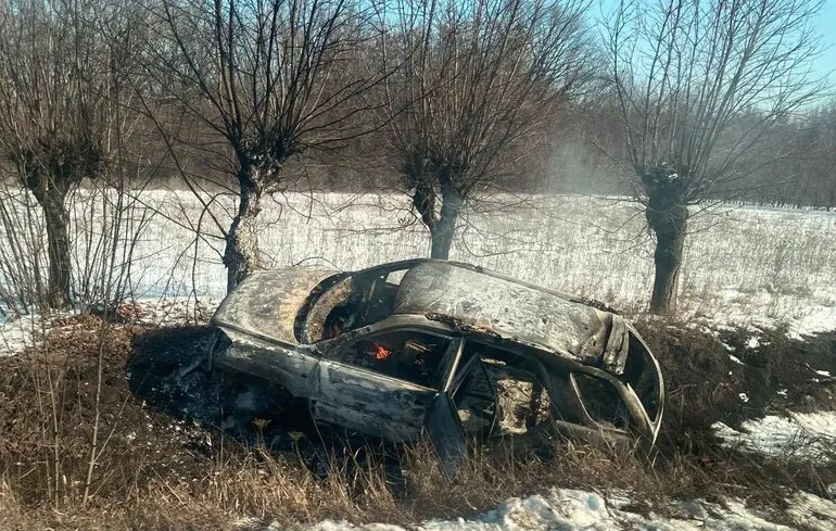 В Харьковской области дрон попал в автомобиль: двое раненых