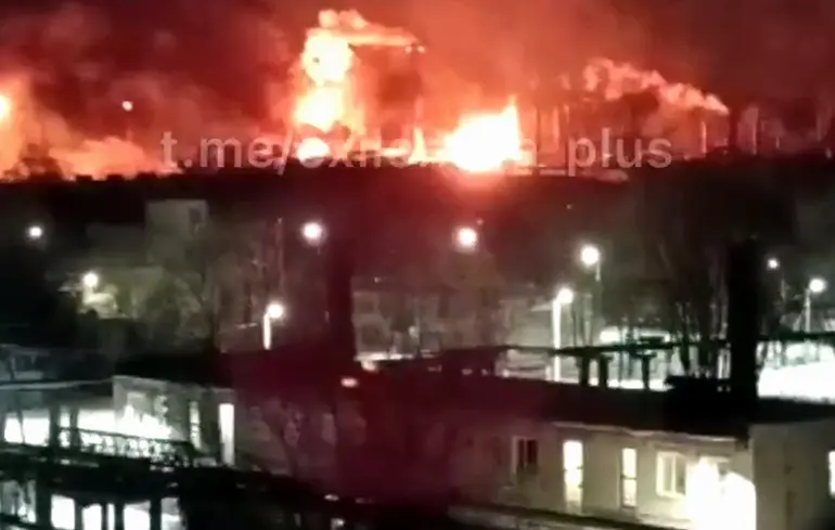 Безпілотники атакували ще один НПЗ у РФ, російський паблік порахував, скільки всього об'єктів енергетики вразили ЗСУ у Росії з початку року