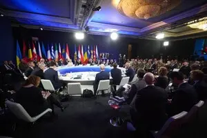 Восемь стран объявили о предоставлении Украине военной и финансовой помощи: что туда вошло