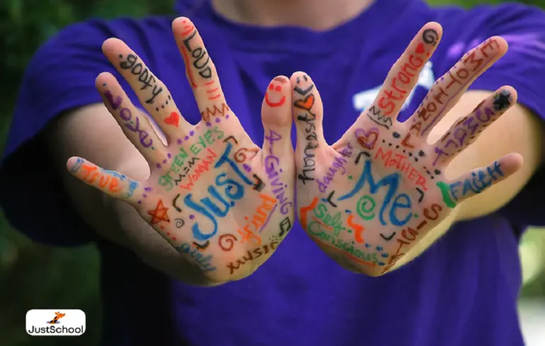 Эволюция английского языка: сколько слов насчитывает, как появляются новые и какие из них заимствует украинский