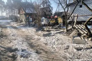 Россияне нанесли удары по Черниговщине: повреждены дома и объект критической инфраструктуры
