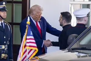 Трамп принимает Зеленского в Белом доме для важных переговоров по Украине