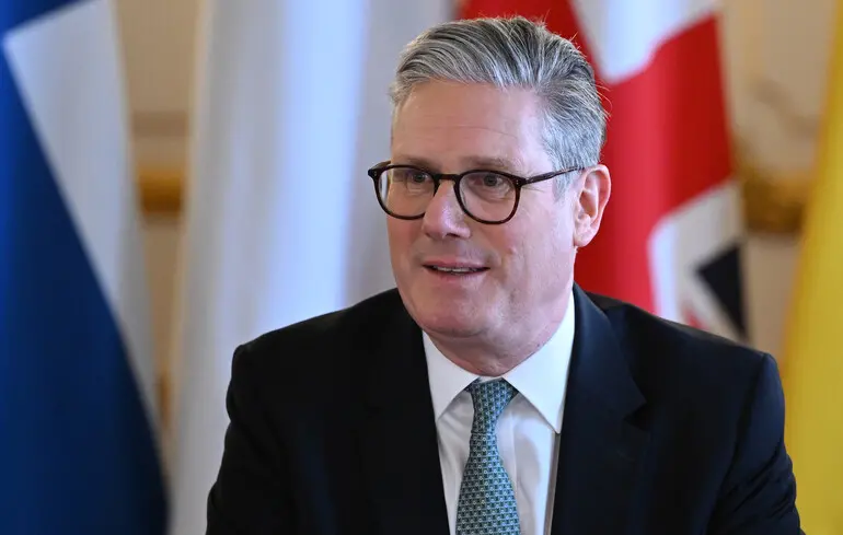 На столі переговорів є кілька пропозицій щодо можливого припинення вогню в Україні — речник прем'єра Британії