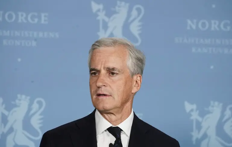 Прем'єр-міністр Норвегії закликав до значного збільшення допомоги Україні — Reuters 