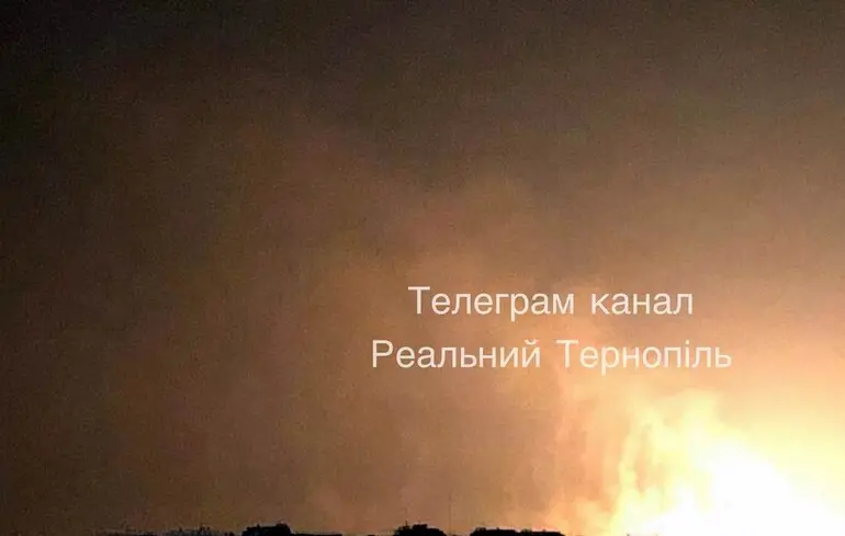 У Тернополі після ракетного удару спалахнула сильна пожежа - перші дані про наслідки