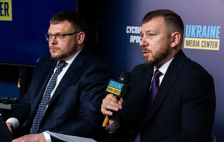 Director of NABU Semen Kryvonos and director of SAPO Oleksandr Klymenko