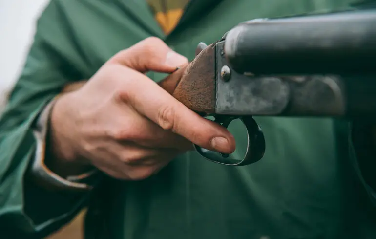 Крутые фото с ружьем закончились смертельным выстрелом - подросток убил друга