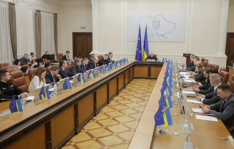 Кабмин принял решение, которое позволит присоединиться к общей роуминговой зоне ЕС