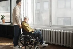 Оценка экспертной командой: кто может выступать представителем человека