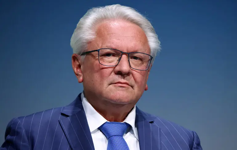 Армин Паппергер