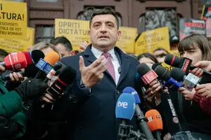 Лидер ультраправых, вероятно, проигрывает выборы в Румынии — опрос