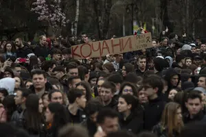 «Здесь все законно, если у вас есть связи»: почему трагедия в Северной Македонии стала взрывной точкой для страны? (фото)