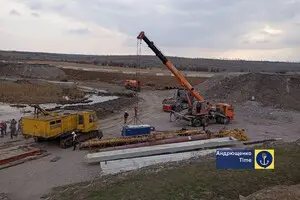 Россияне строят три новых моста во в.о. Мариуполе — Андрющенко