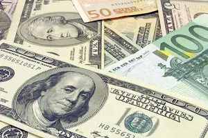 Состоятельные американцы готовятся выводить деньги в Швейцарию из-за нестабильной политики Трампа – FT