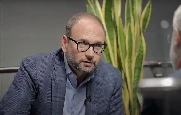 Українська сталь є головним матеріалом оборонних конструкцій, а надалі стане основою повоєнного відновлення – CCO «Метінвесту»