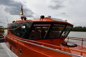 Новый лоцманский катер пополнил флот портов Дуная