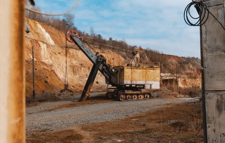 Графітова шахта «Заваллівський графіт» у Кіровоградській області, Завалля