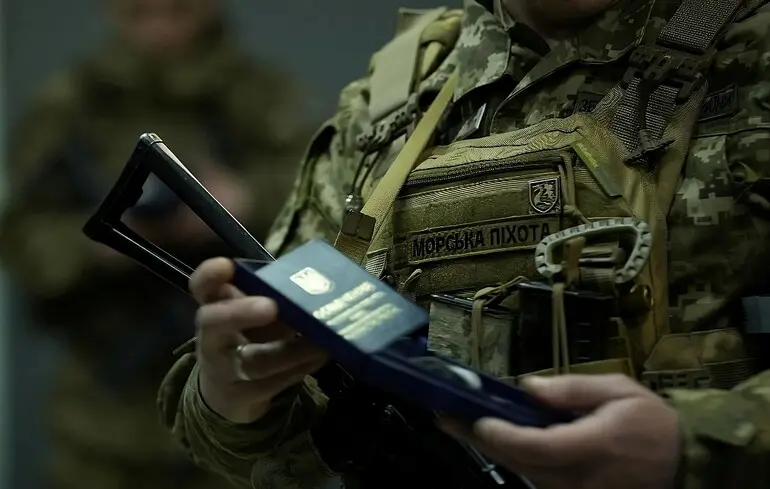 Підписанти спецконтрактів 18-24 не зможуть отримати вищі військові звання чи змінити спеціальність — військовий
