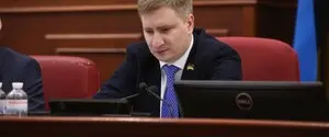 После провала тайного голосования за увольнение Бондаренко с должности секретая Киеврады, тот сам подал в отставку