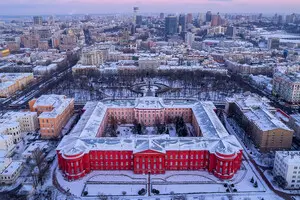 Фото червоного корпусу КНУ посіло друге місце у світовому конкурсі
