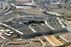 Утечка в Пентагоне: советника главы Минобороны США отстранили ‒ Reuters
