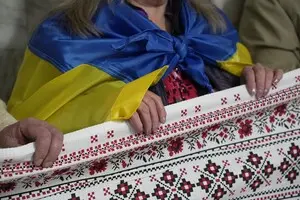 Пасхальные мотивы в украинских вышиванках