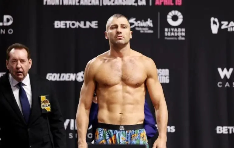 Український ексчемпіон світу Гвоздик виграв бій нокаутом у США