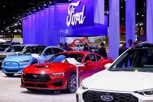 Американський автогігант припинив поставки машин у Китай ‒ CNN