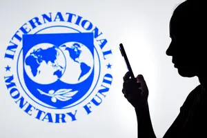 Из-за тарифов Трампа МВФ ухудшит прогноз роста мировой экономики — Bloomberg
