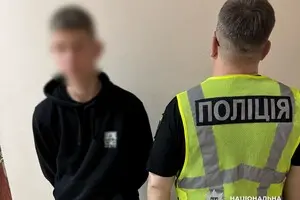 Подросткам, избивших военного в киевском гидропарке, сообщили о подозрении