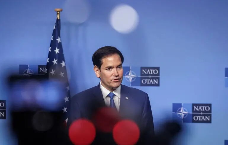 В МЗС України вважають комунікаційною стратегією заяви США про можливий вихід з мирного процесу