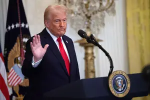 Только около половины республиканцев считают, что Трамп сосредоточился на правильных приоритетах — опрос AP-NORC