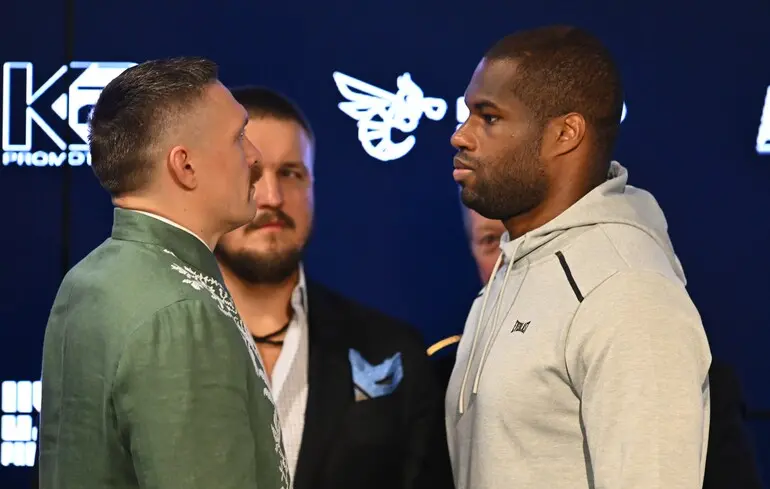 Другий бій Усика проти Дюбуа офіційно відбудеться 19 липня