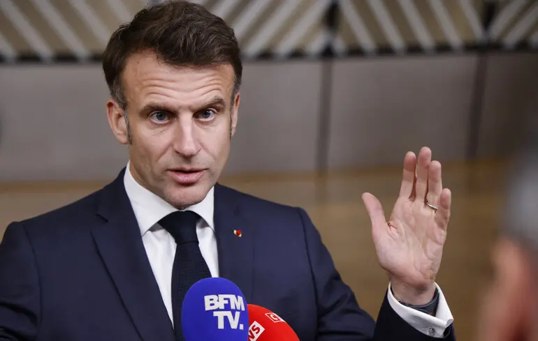 В ближайшие 8-10 дней давление на Россию усилят — Макрон