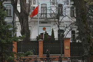 Пленение китайцев на фронте в Украине дает Киеву шанс для прямых переговоров с Пекином – аналитик