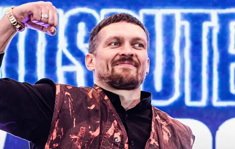 Александр Усик