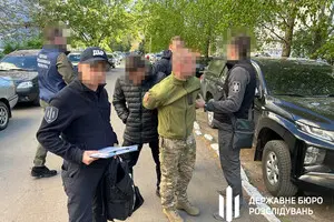 В Одесской области командир отправил военных делать ремонт в квартире. Подчиненные получили «боевые», а чиновник в/ч – подозрение
