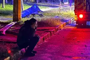 З'явилися фото наслідків дронової атаки на Одесу, є загиблі та постраждалі, а місту загрожує нова небезпека