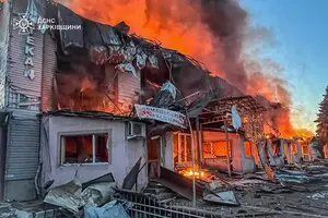РФ масовано атакувала дронами та КАБами Харківщину: спалахнула масштабна пожежа, є поранені