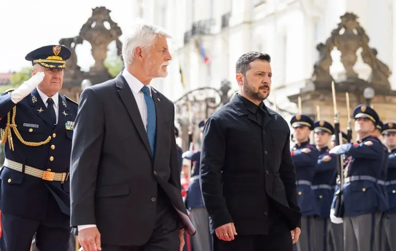 Украина и Чехия обсуждают создание совместной школы F-16 – Зеленский