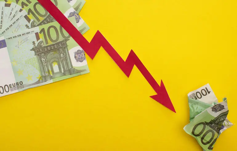 Фаршу не перетворити на м'ясо. Хроніки російського економічного спаду