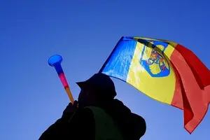 СМИ: Премьер Румынии планирует уйти в отставку на фоне триумфа ультраправых на выборах