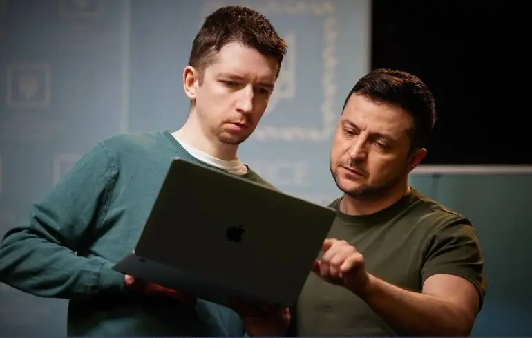 У Зеленського спростували чутки про мобілізацію з 18 років