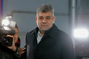 Премьер Румынии уходит в отставку из-за победы ультраправого политика на выборах