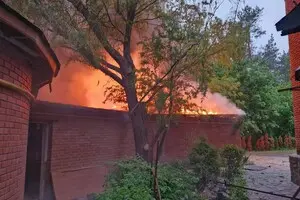 Россияне попали по Харькову 20 раз, вспыхнул один из крупнейших рынков города, в мэрии рассказы о первых пострадавших