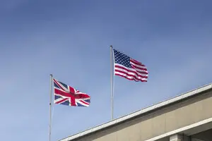 США и Великобритания заключили первое торговое соглашение в рамках торговой войны Трампа