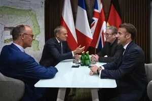 США будут играть главную роль в мониторинге прекращения огня — Макрон